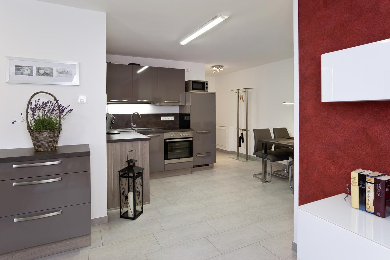 Ferienwohnung Schlossblick - City ฟุสเซ่น ภายนอก รูปภาพ
