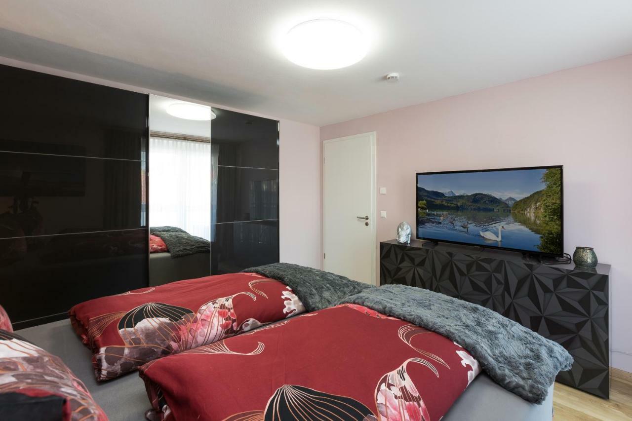 Ferienwohnung Schlossblick - City ฟุสเซ่น ภายนอก รูปภาพ